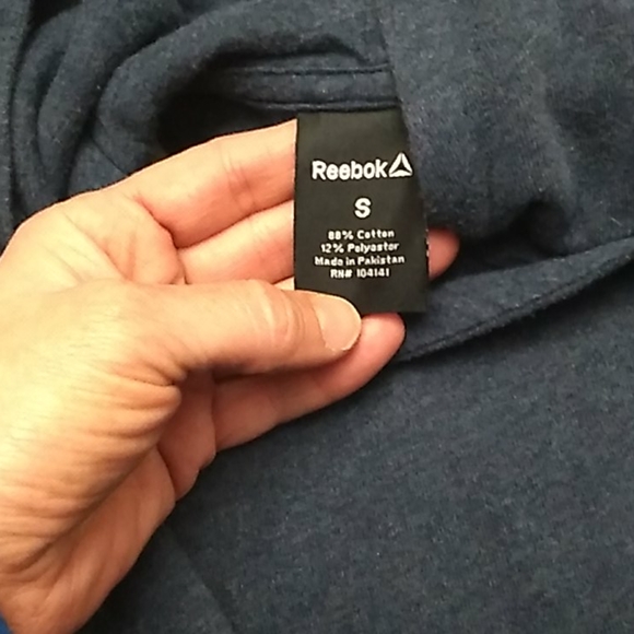 Boys Reebok hoodie - Picture 3 of 3